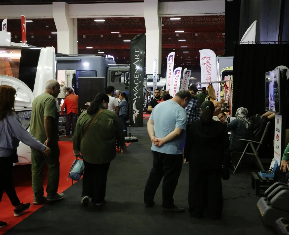 CaravanPort Antalya fuar salonu ve standları